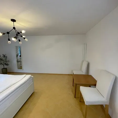 Tanjas Landhauszimmer * Donaueschingen